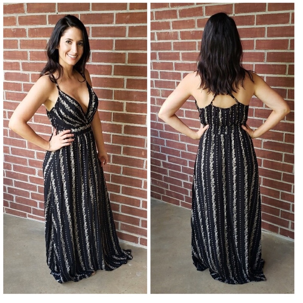 Black V-Neck Maxi Boho Dress